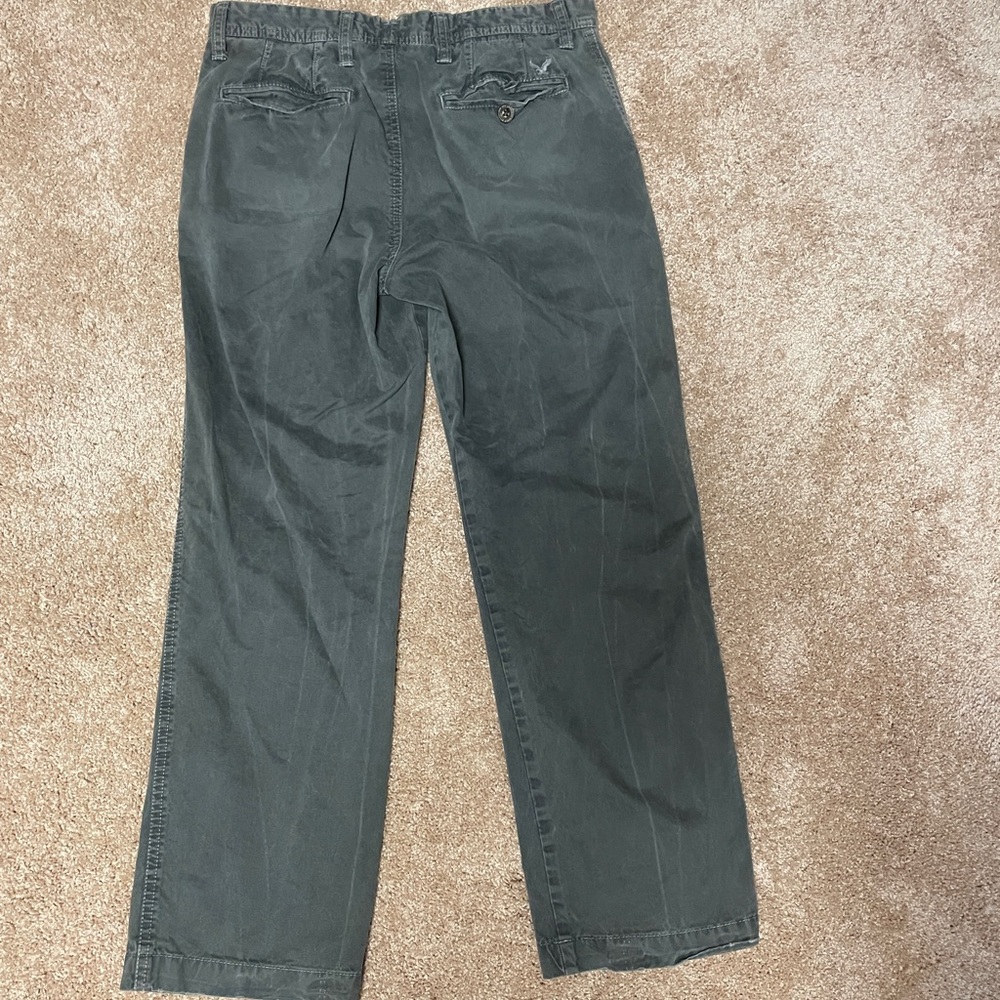 American eagle 30x30 green casual pants - Picture 3 of 3
